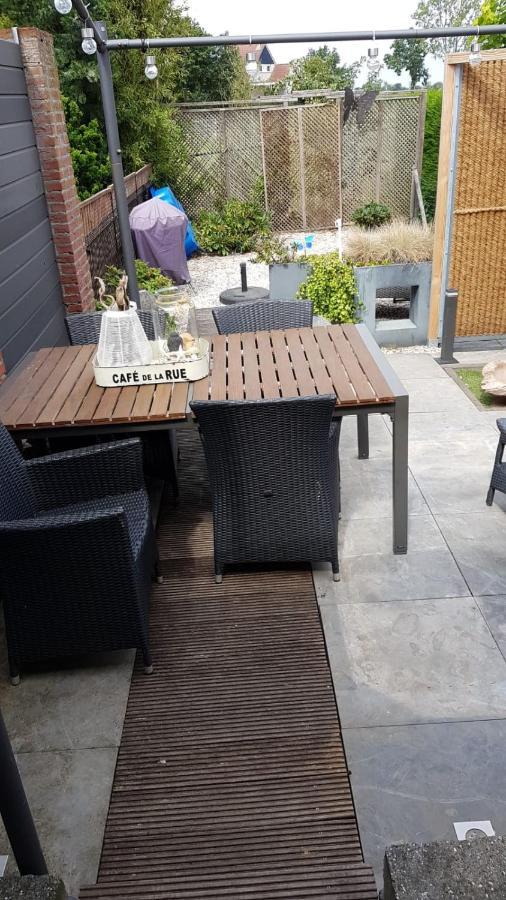Het Gildehuis Met Sauna En Jacuzzi Stevensweert 외부 사진