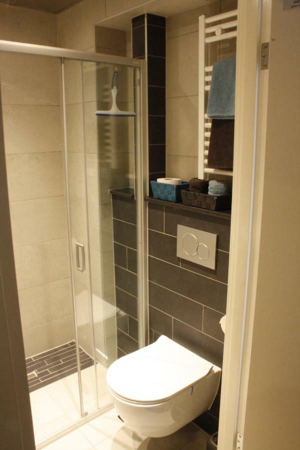 Het Gildehuis Met Sauna En Jacuzzi Stevensweert 외부 사진